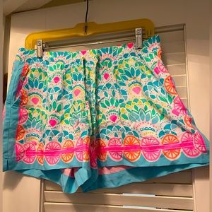 Lilly Pulitzer Shorts - Size Medium